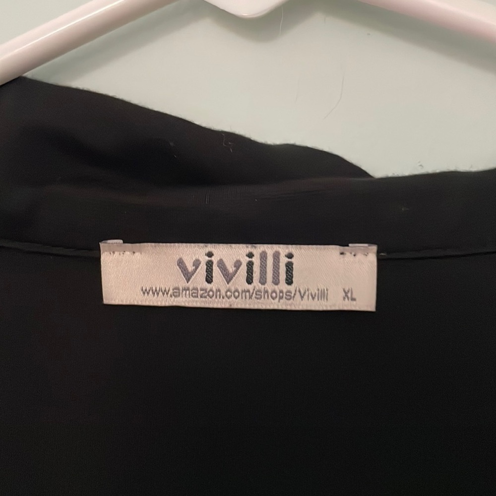 XL black top